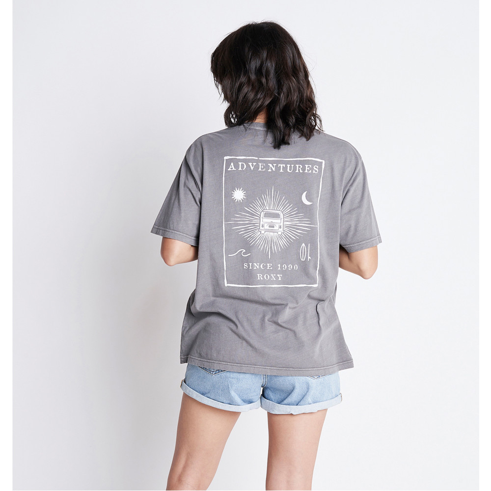 【OUTLET】ADVENTURES バックプリント Tシャツ